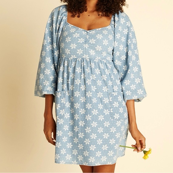 billabong x wrangler Dresses & Skirts - BILLABONG x Wrangler Just a Dream Babydoll Dress Blue White Denim Flowers L NWT
